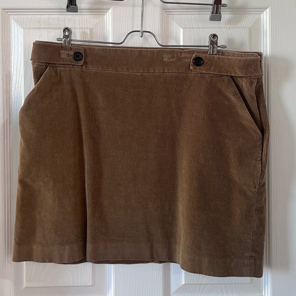 Caramel Corduroy Banana Republic- Vintage late 90s/early 2000s size 12 stretch